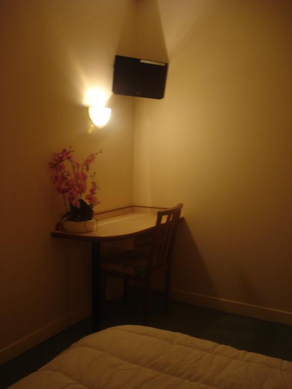 Le Terminus Hotel Tarascon Kamer foto
