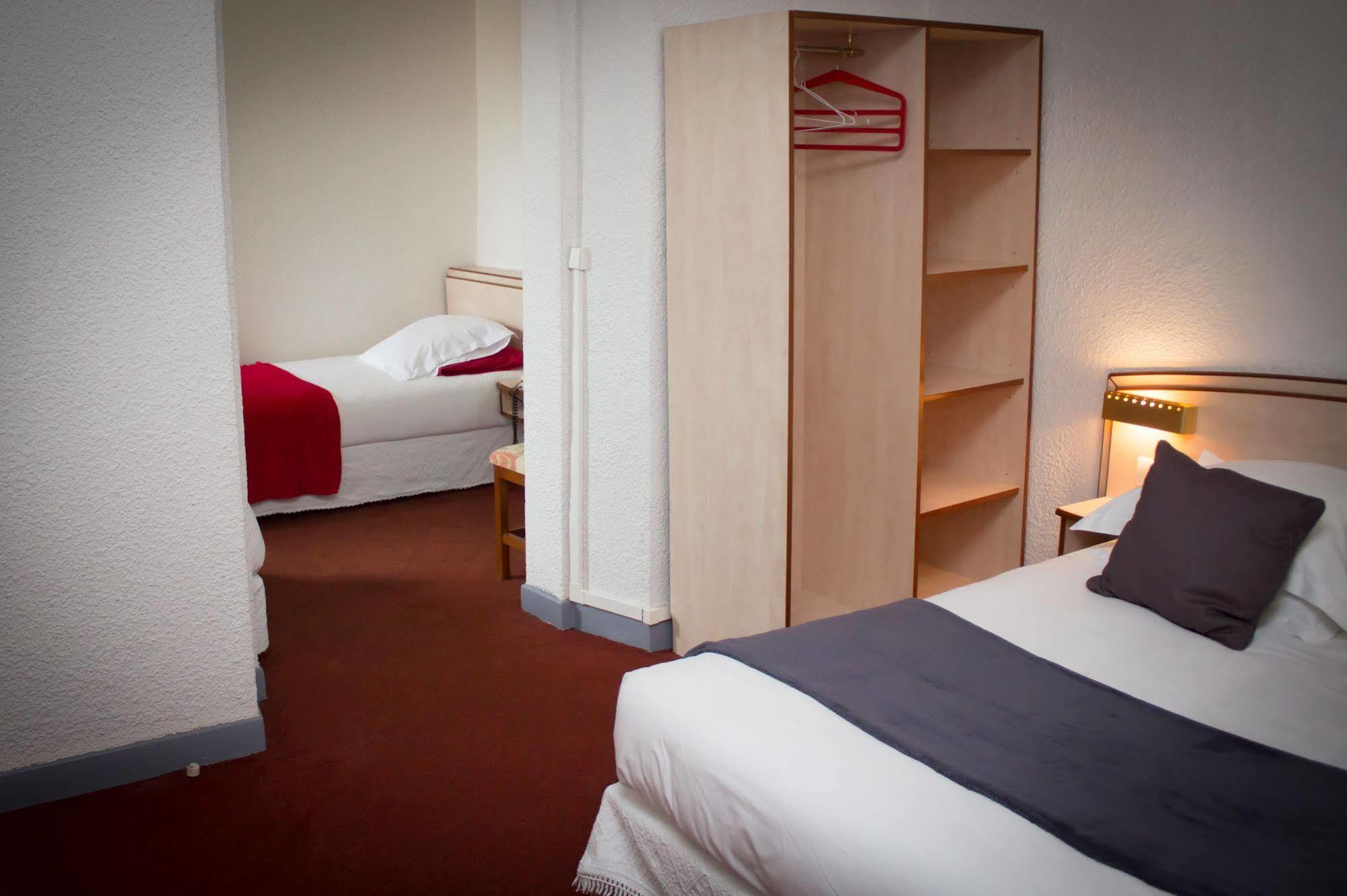 Le Terminus Hotel Tarascon Buitenkant foto